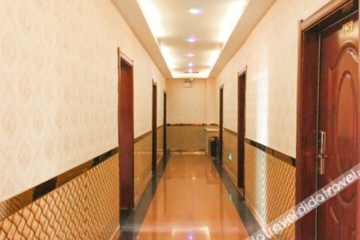 Hotel Interior 21 of 33