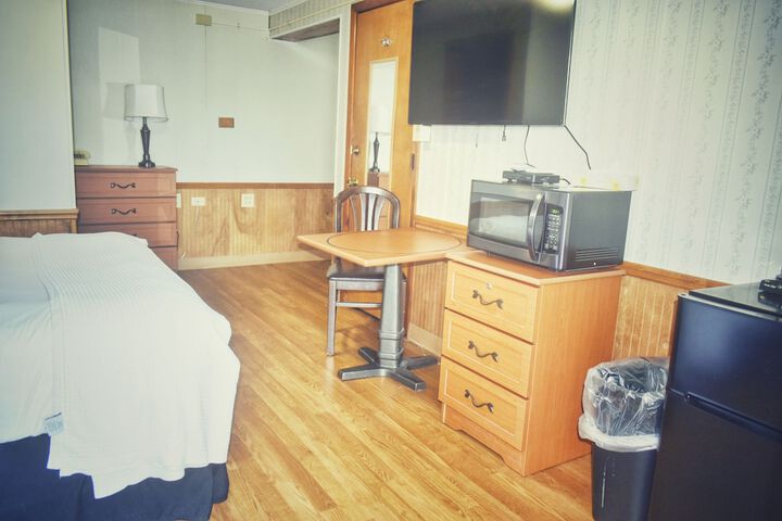 Room 5 of 23