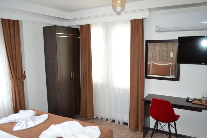 Room 48 of 88