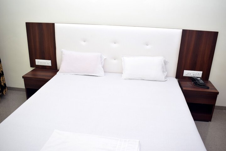 Room 7 of 36