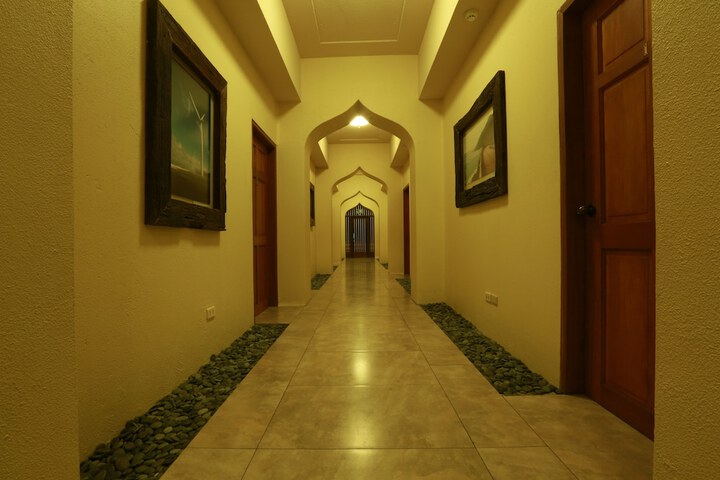Ballroom/Hall 77 of 89