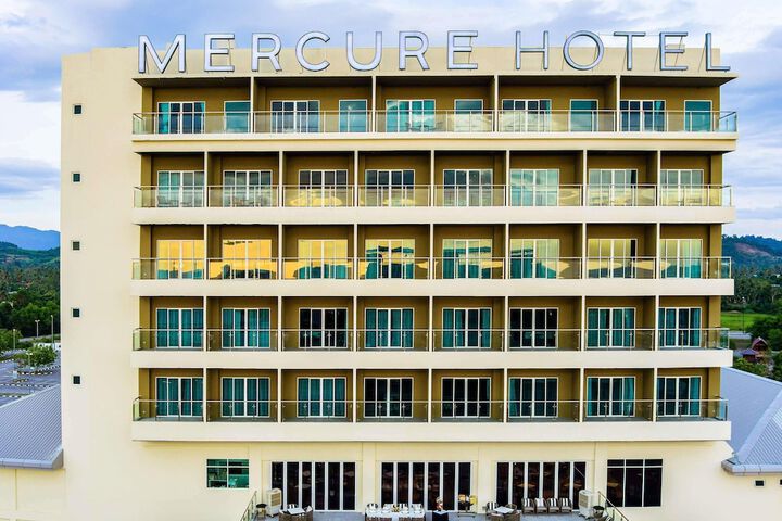 Hotel 143 of 157