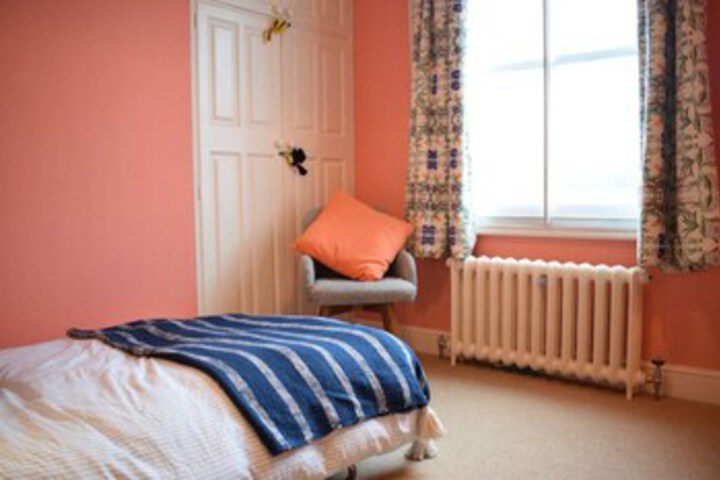 Room 18 of 23