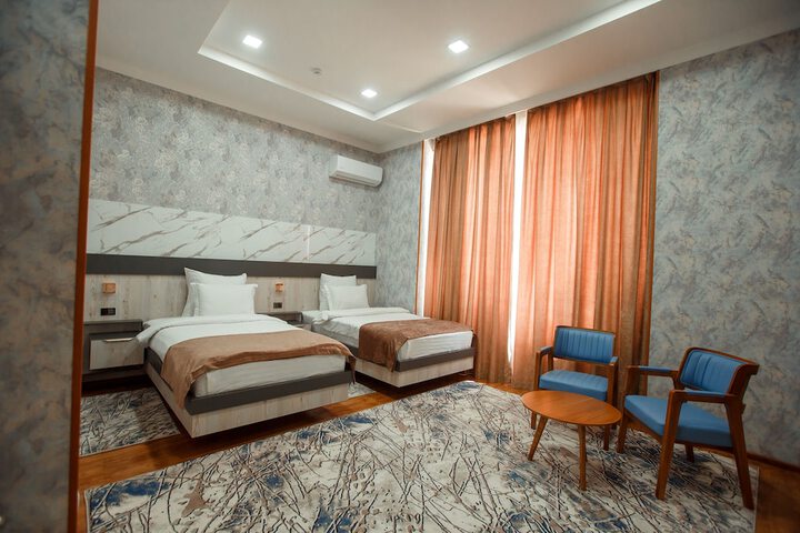 Room 12 of 95