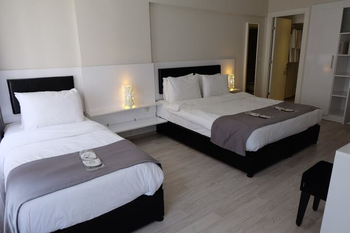 Room 57 of 60