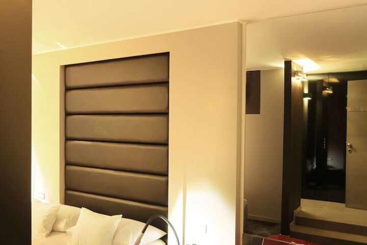 Room 3 of 46