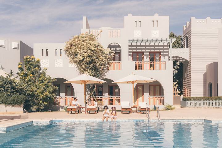 Hotel Pool