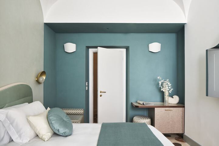 Room 17 of 130