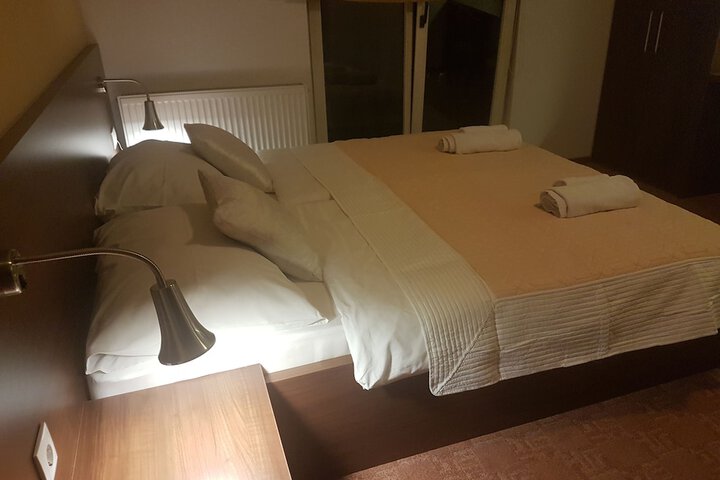 Room 4 of 22