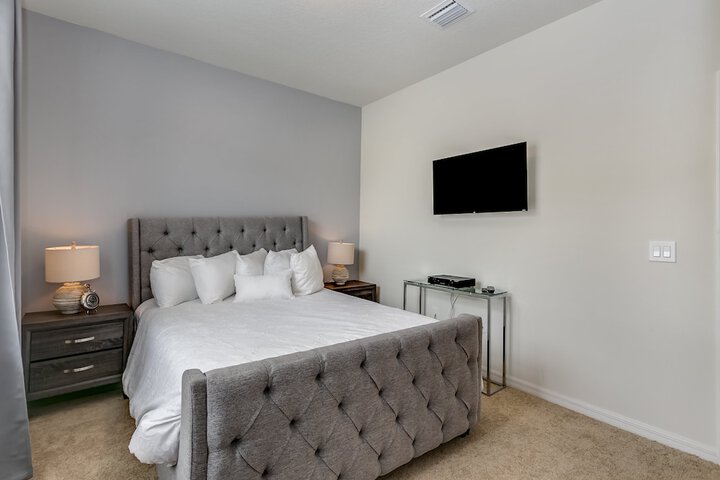 Room 3 of 54