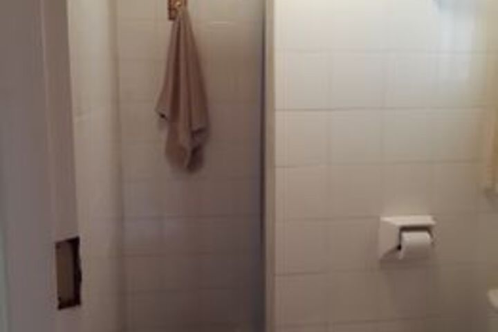 Room 3 of 48