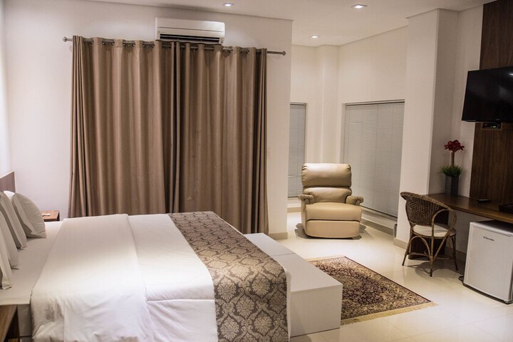Room 3 of 57