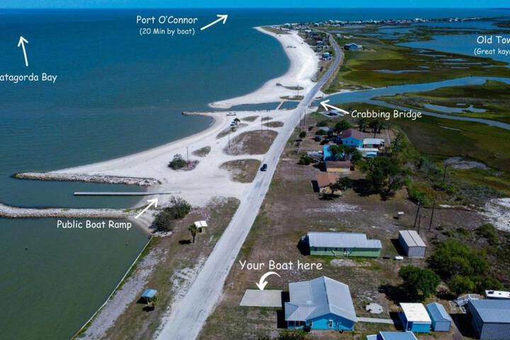 Mag Beach Refuge - Bayfront in Port Lavaca, TX