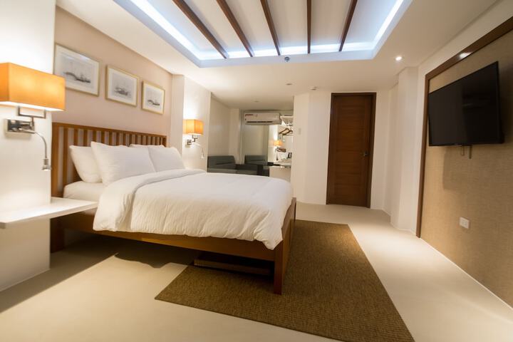Room 7 of 49