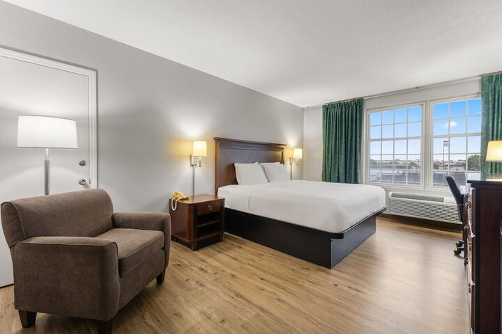 Room 15 of 46