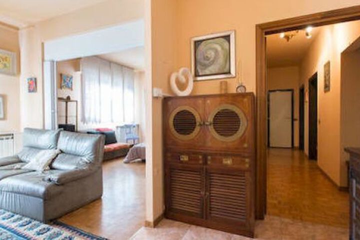 Room 2 of 13