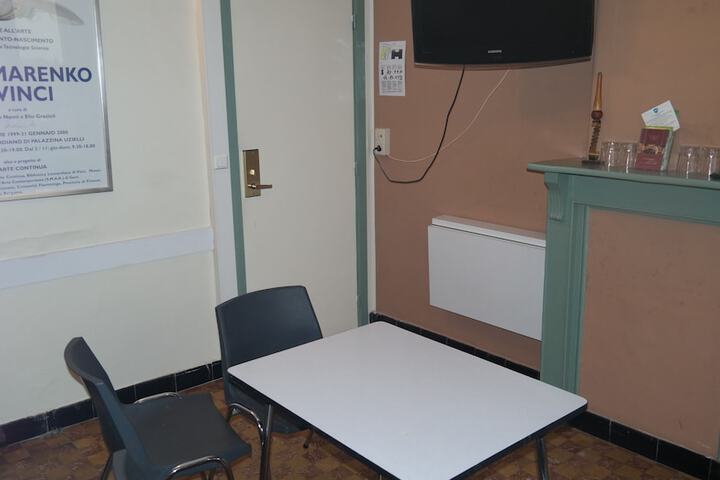 Room 18 of 40