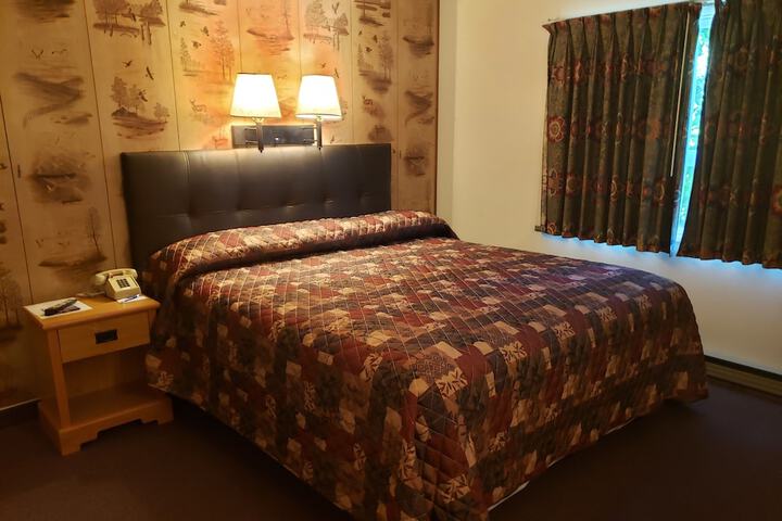 Room 5 of 55