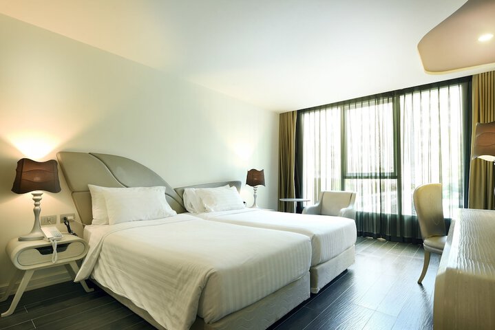 Room 30 of 81