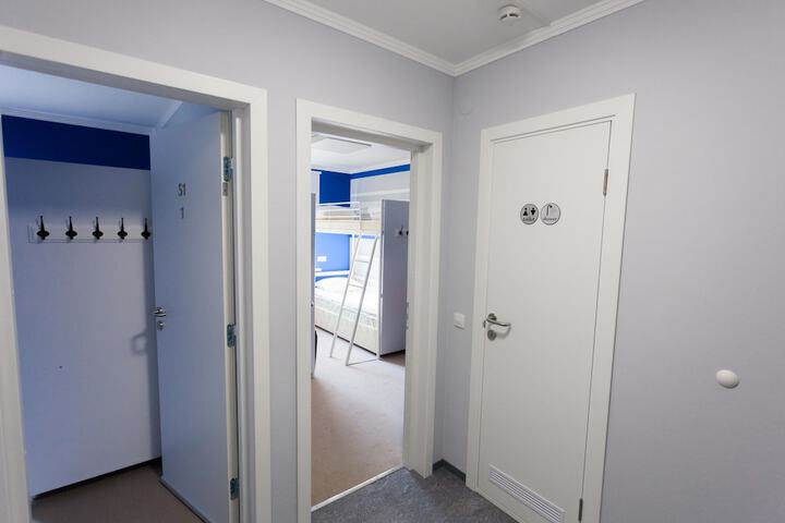 Room 7 of 44