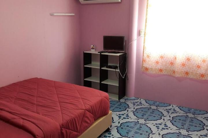 Room 5 of 21