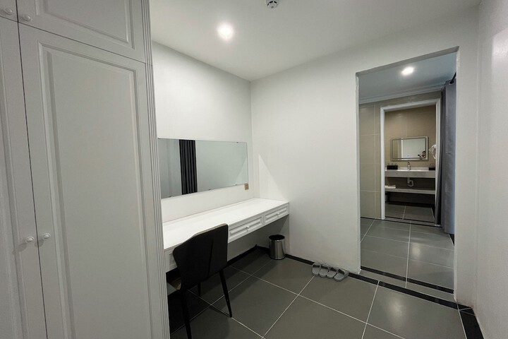 Room 7 of 20