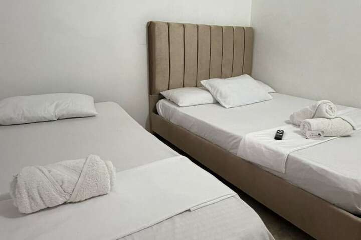 Room 9 of 23