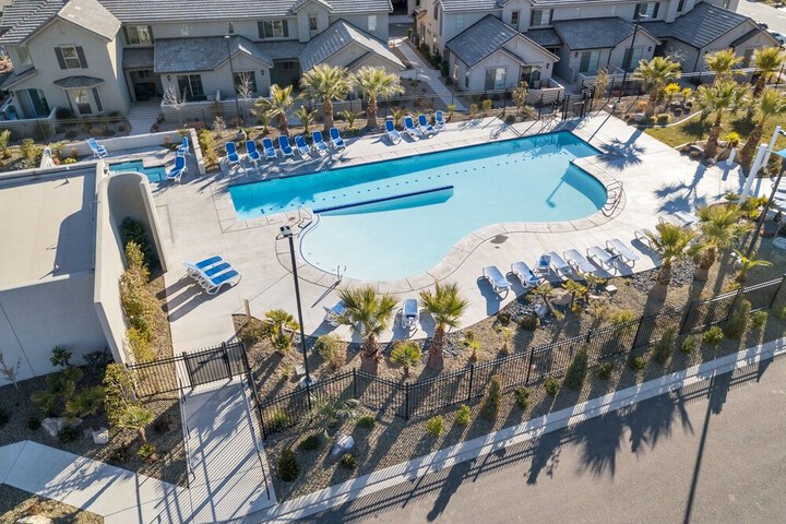 Pool 38 of 64