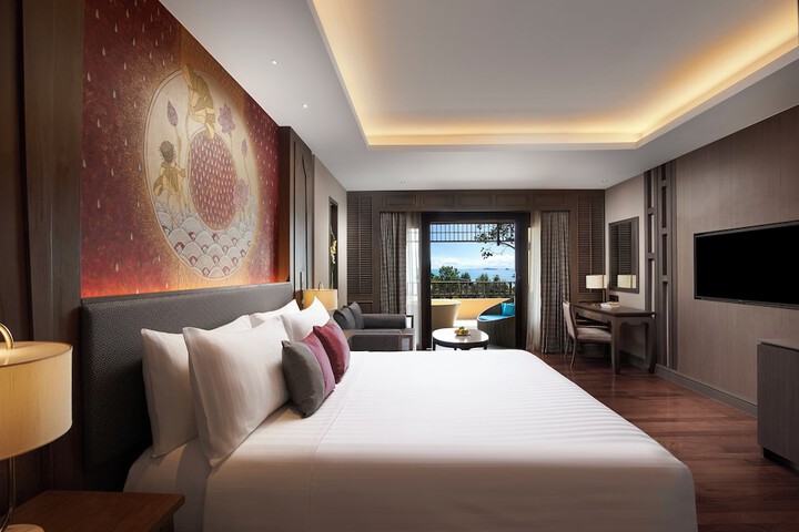 Room 10 of 73