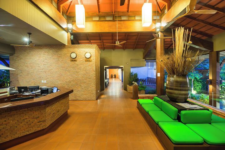 Guest Lobby