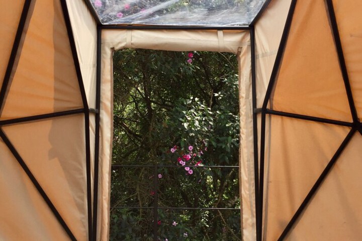Room 3 of 17