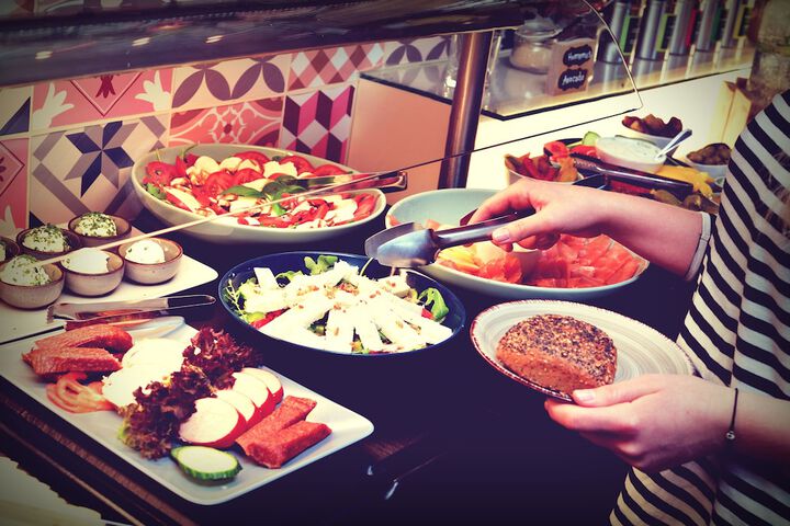 Dining 56 of 75