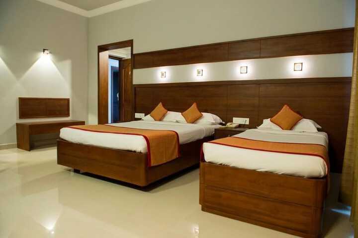 Room 18 of 65
