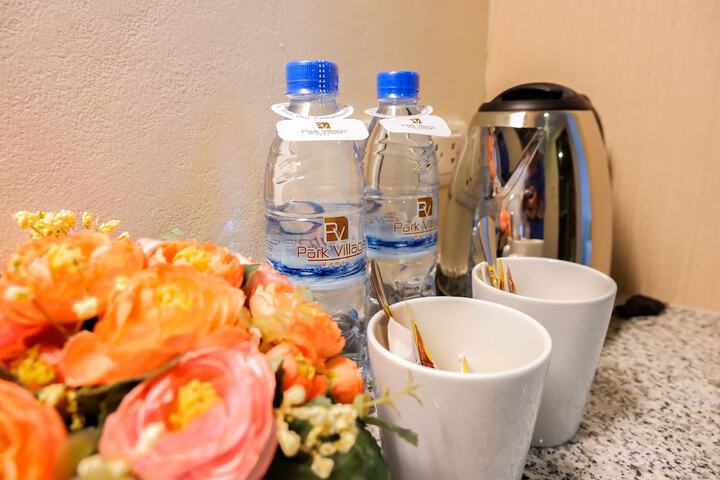 Breakfast/Coffee Service 28 of 47