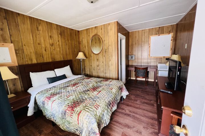 Room 2 of 26
