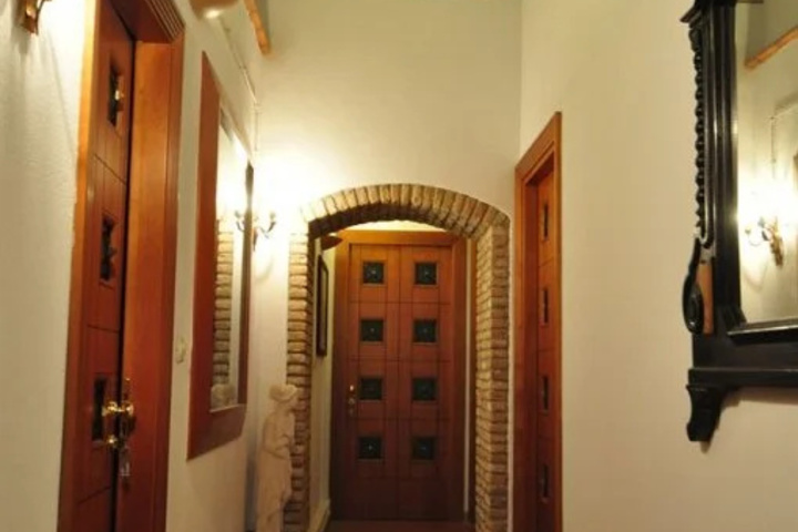 Room 13 of 14