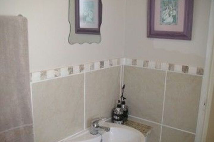 Room 4 of 15