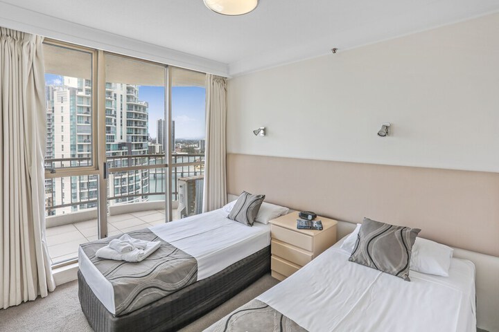 Room 5 of 26