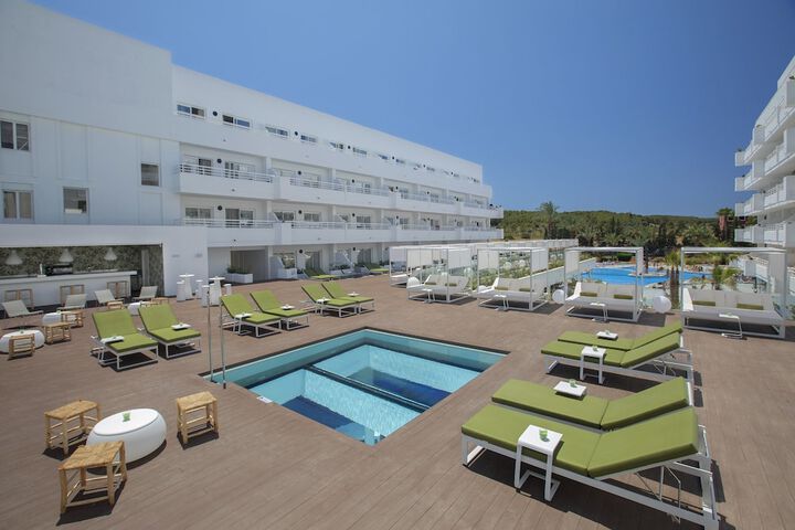 Pool Hotel