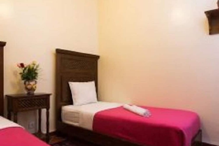 Room 10 of 53