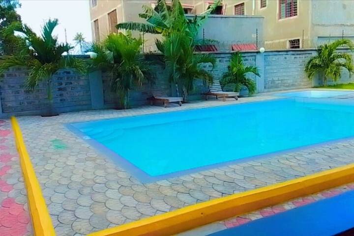 Pool 12 of 31
