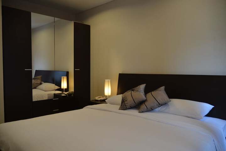 Room 7 of 31