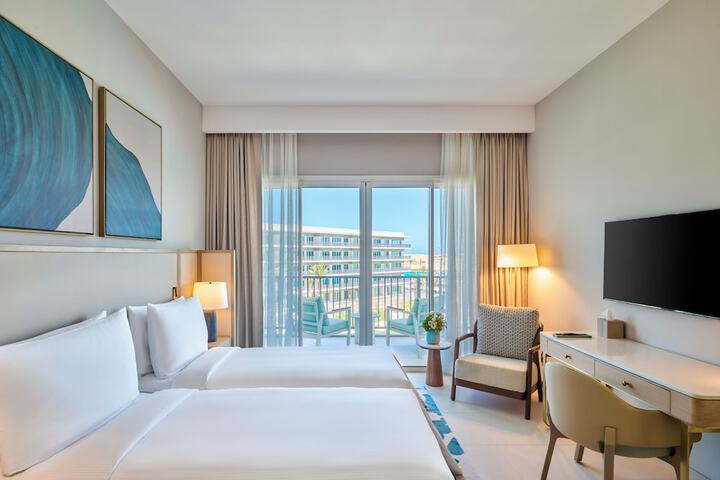 Room 20 of 39