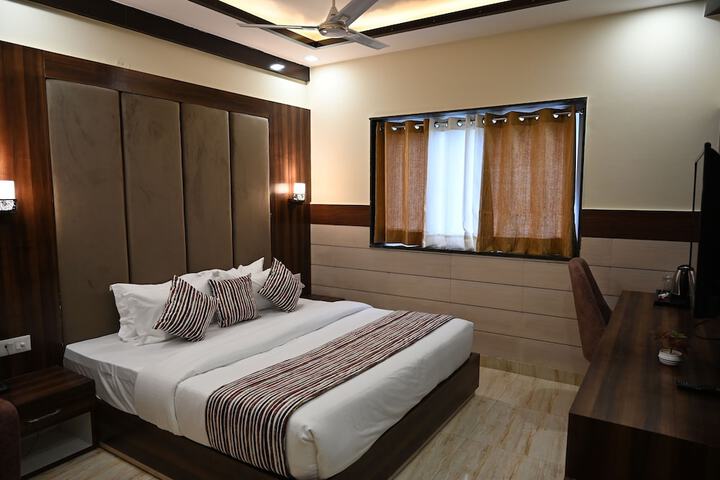 Room 25 of 123