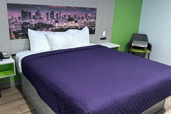 Standard | King Bed (16 of 26)