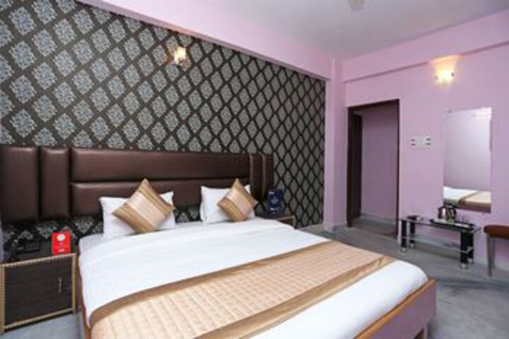 OYO 9061 Savera Retreat