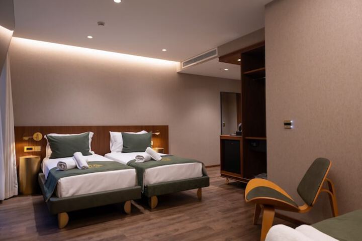 Room 45 of 69