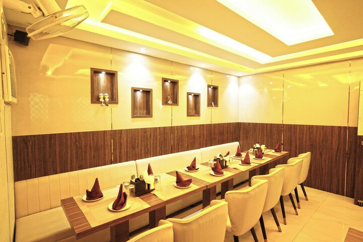 Dining 64 of 75