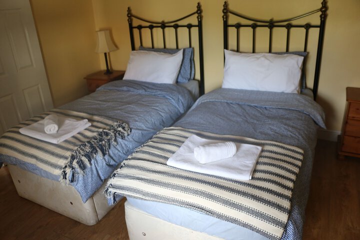 Room 7 of 37