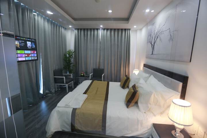 Room 40 of 79